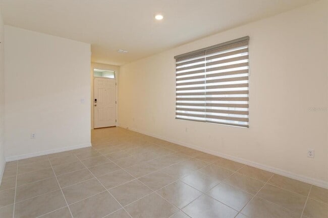 Foto del edificio - 2407 Ribbon Fall Ave