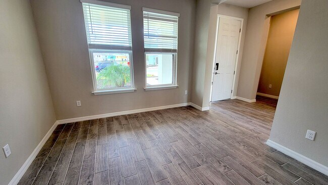 Building Photo - Stunning 5 bedroom, 3.5 bath Home in Skye Ranch ~ Built in 2024