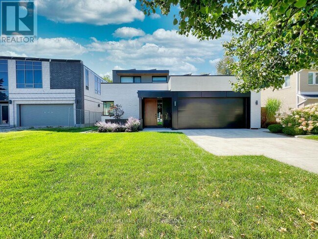 Photo du bâtiment - 42 Tottenham Rd