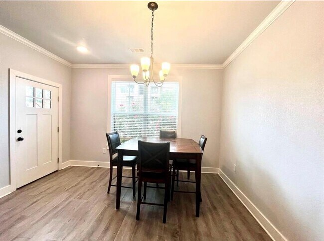 Foto del edificio - 2126 Crescent Pointe Pkwy