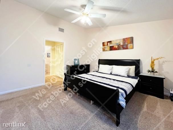 Building Photo - 2 br, 2 bath House - 925 Fenton Ln 1 1