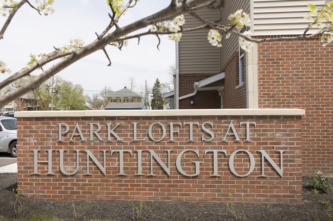 Foto del edificio - Park Lofts at Huntington