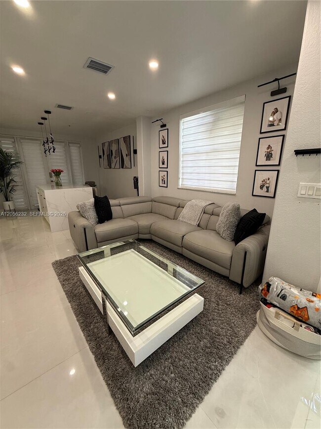 Foto del edificio - 8037 W 36th Ave