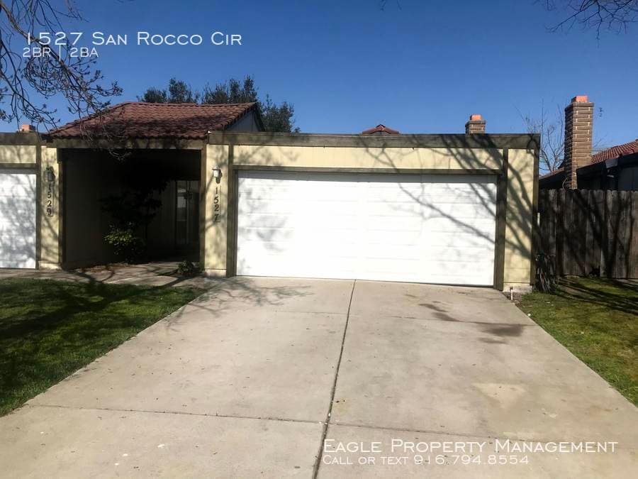 Primary Photo - 2BD 2 BA Half Plex With Own Garage