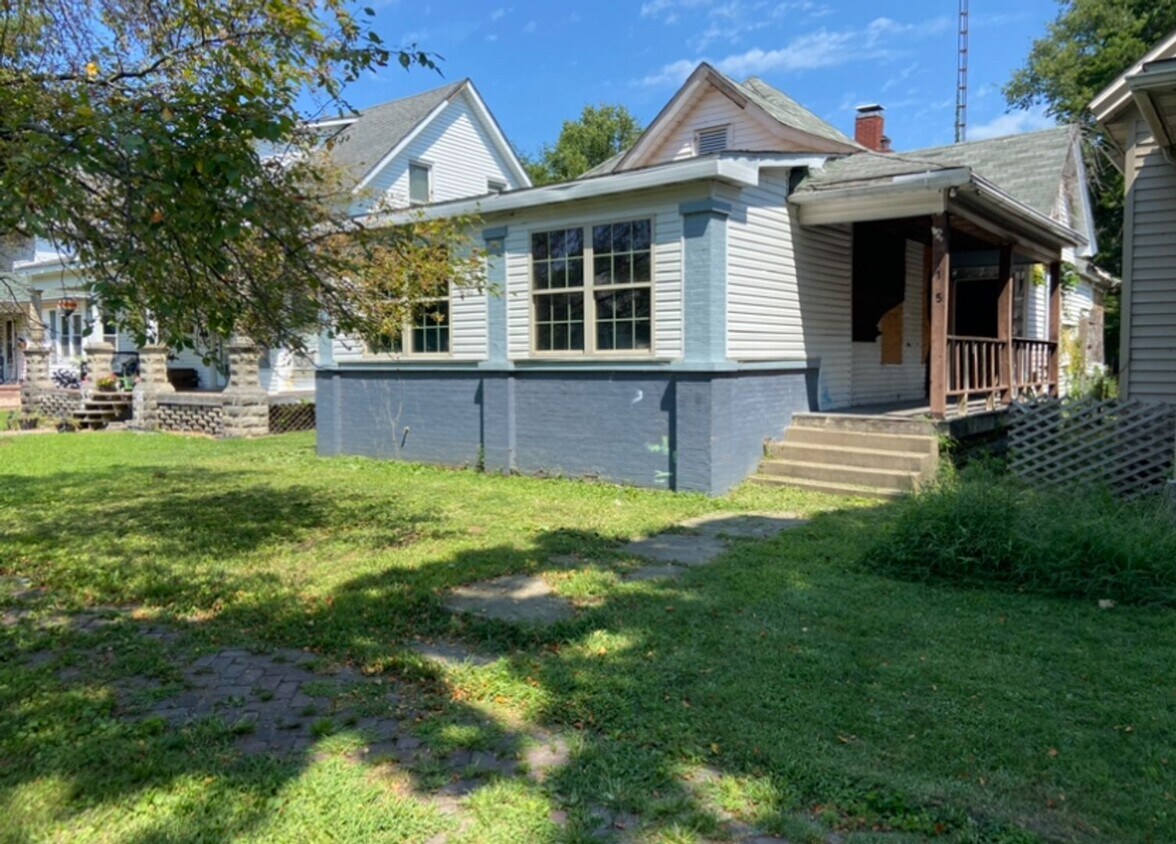 Foto principal - Investment Special! - $385 Month / $800 Down