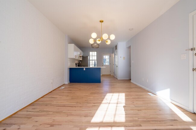 Foto del edificio - 316.5 6th St
