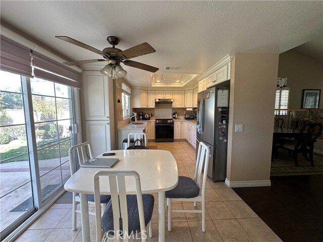 Foto del edificio - 789 Newbury Way