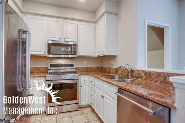 Foto del edificio - Exceptional 2Bdm 2.5Ba Residence at Palerm...