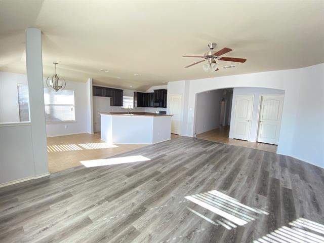 Foto del edificio - 148 Meadow Crest Dr