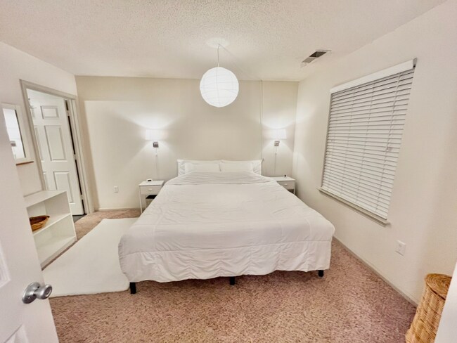 Foto del edificio - 21354 Nautique Blvd