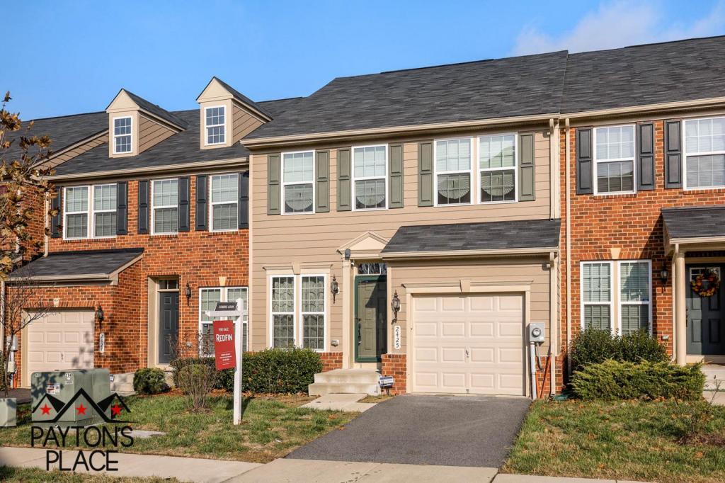Primary Photo - 2425 Baileys Pond Rd