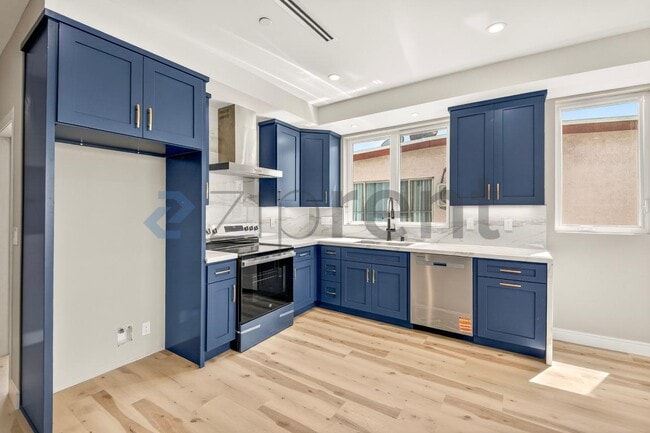 Foto del edificio - 227 N Burlington Ave