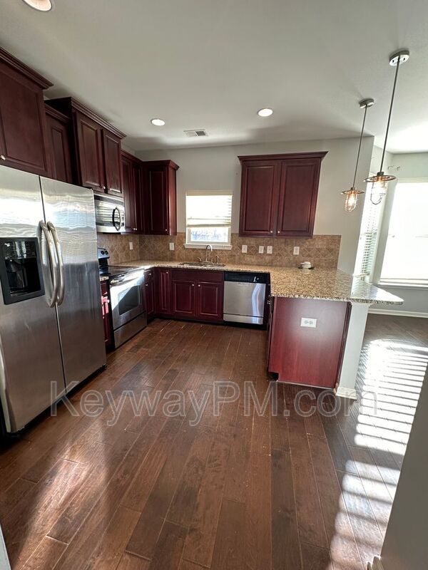 Foto del edificio - 7228 Roundstone Drive