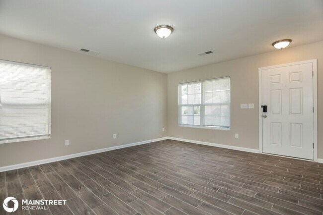 Foto del edificio - 10311 Hugue Way, Charlotte, NC 28214