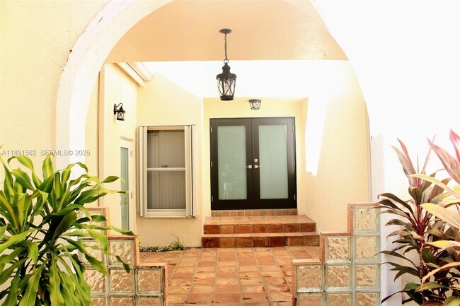 Foto del edificio - 11151 Minneapolis Dr