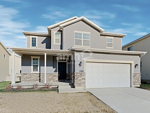 Building Photo - 2389 Surry Way