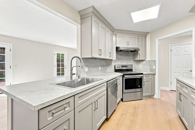 Foto del edificio - 22555 Kinst Ct