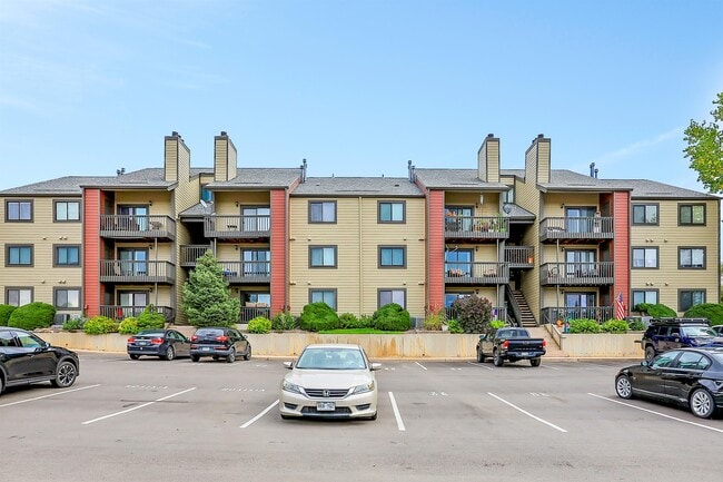 Building Photo - 10890 W Evans Ave