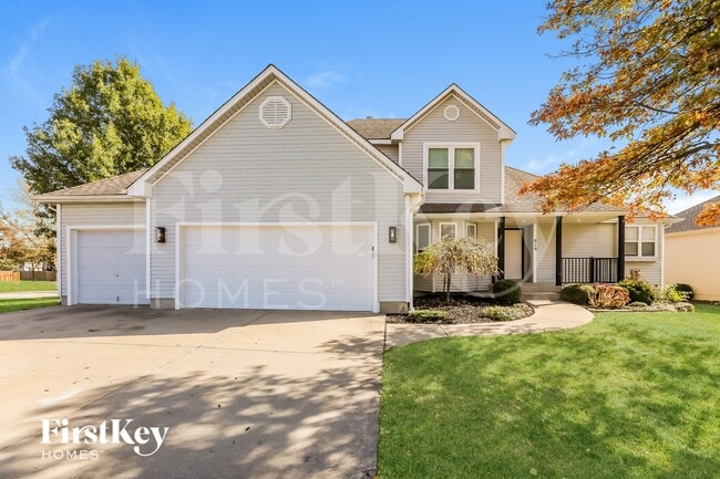 Building Photo - 819 Trailway Dr