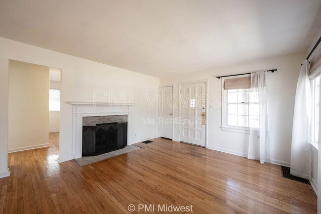 Foto del edificio - 6306 N Washington Blvd