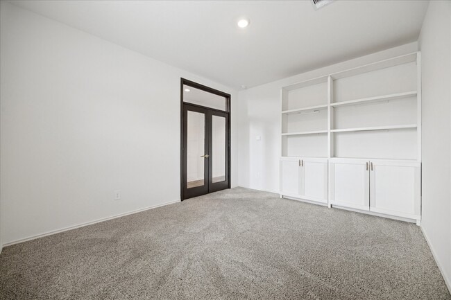 Building Photo - 2938 Bur Lndg Ln