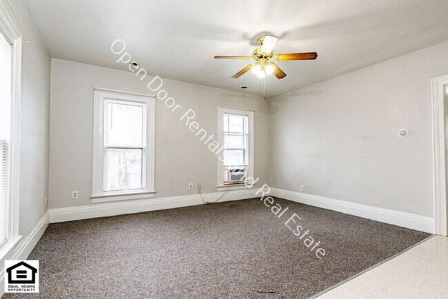 Foto del edificio - 1011 W Wayne St