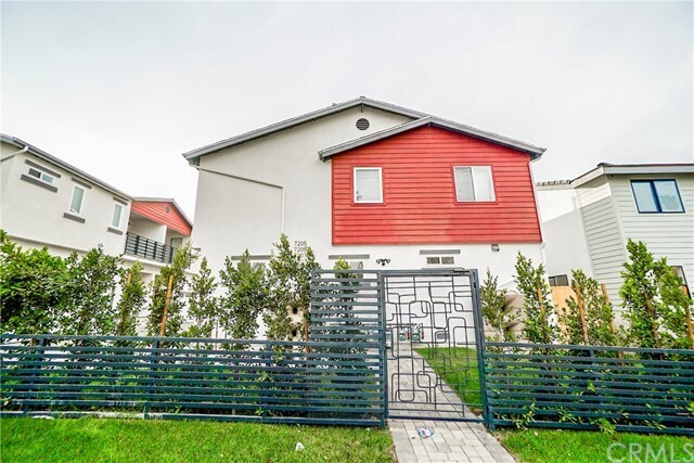 Foto principal - 7209 S La Cienega Blvd