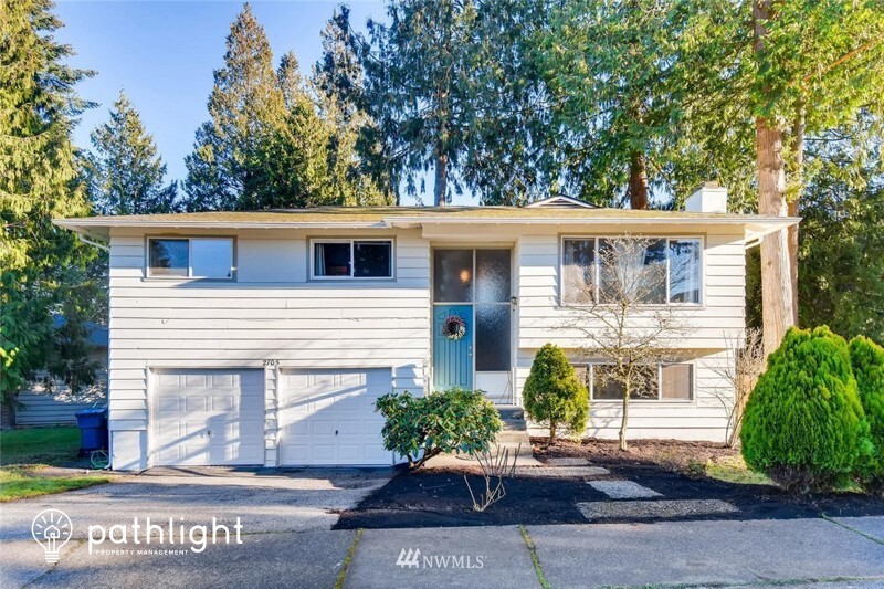 Foto principal - 2705 Forrest View Drive