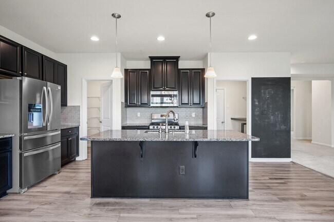 Building Photo - Smithfield Home