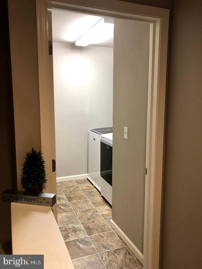 107 Landover Ct, Enola, PA 17025 Townhome Rentals in Enola PA