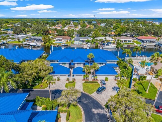Foto del edificio - 1629 Watermark Cir NE