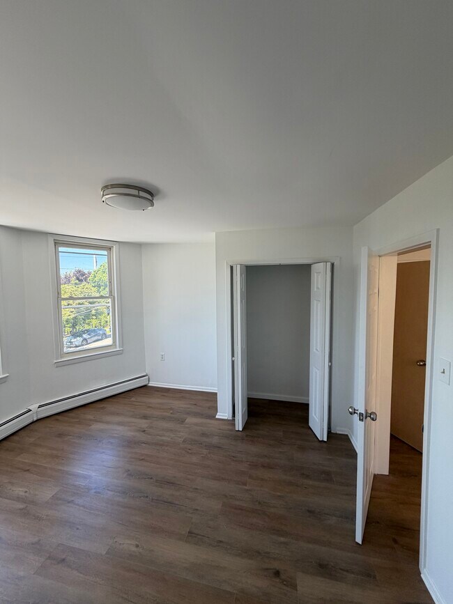 Foto del edificio - 84 Brighton Ave