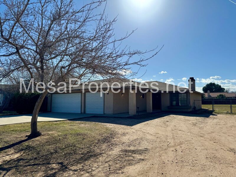 Primary Photo - 7964 Kingston Ave
