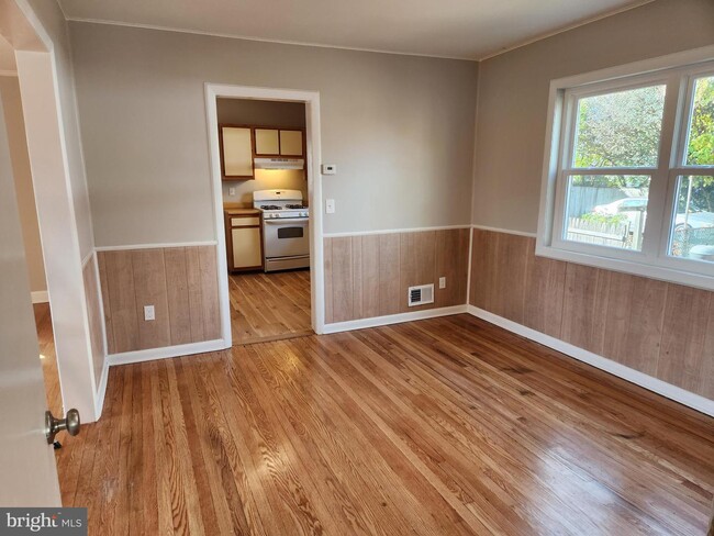 Building Photo - 11526 Georgia Ave