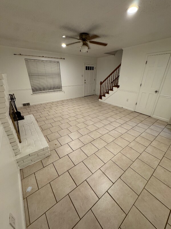 Foto del edificio - 70 N McLean Blvd