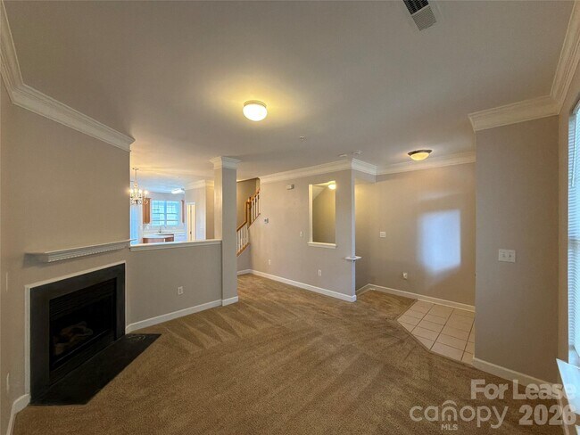 Foto del edificio - 7137 Founders Club Ct