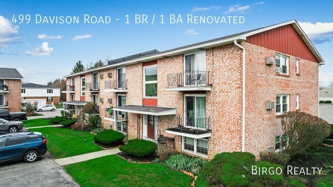 Building Photo - Spacious 1-Bedroom Apartments at East Town...