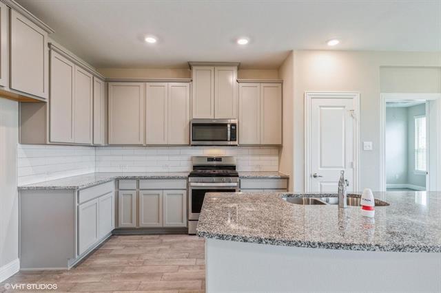 Foto del edificio - 10709 Klondike Ln