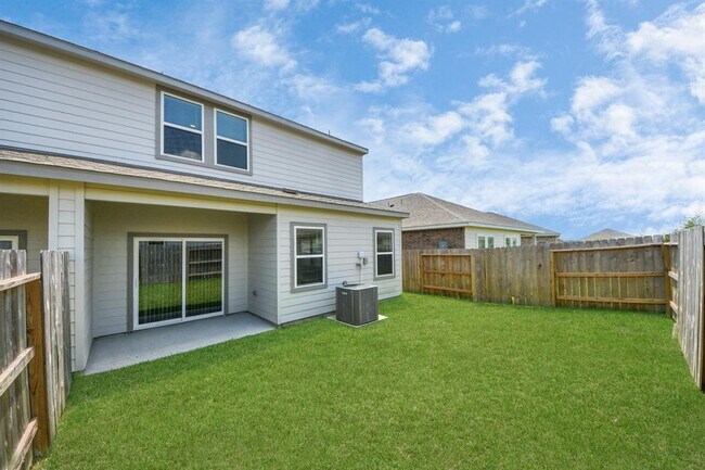 Building Photo - 10313 Malta Trce Dr