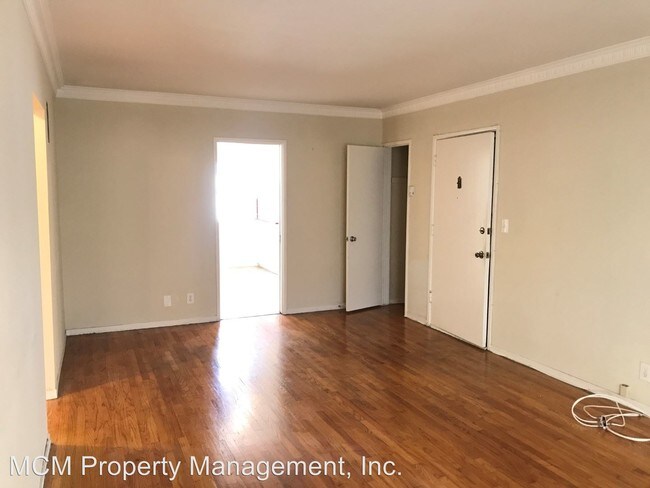 Building Photo - 1246 N ORANGE Dr