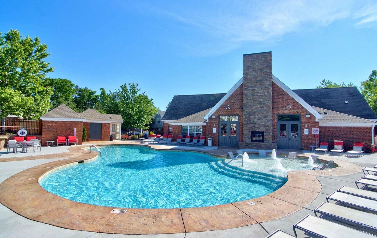 University Suites Off Campus Student Housing Apartments Raleigh, NC