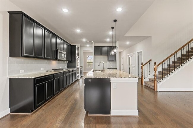 Building Photo - 2260 Hat Bender Lp