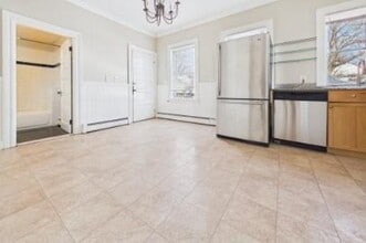 Building Photo - 1303 Smith St