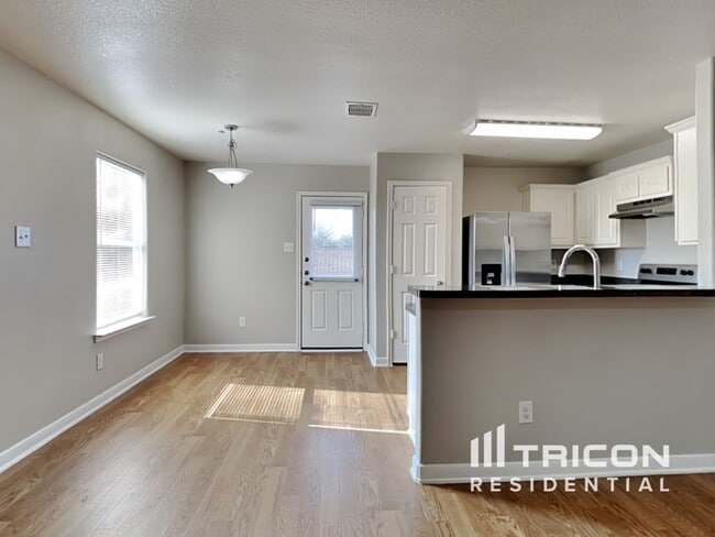 Building Photo - 6930 Waterlilly View Ln