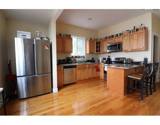 Building Photo - 9 Cygnet St