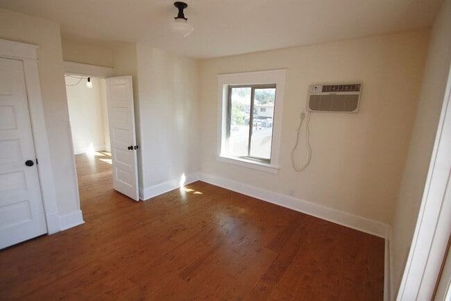 Building Photo - 4929 Monte Vista Street