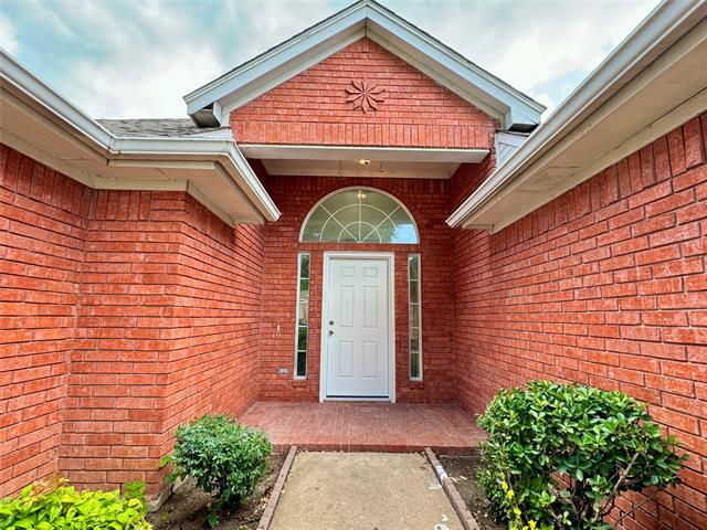 Building Photo - 3614 Parkmead Dr