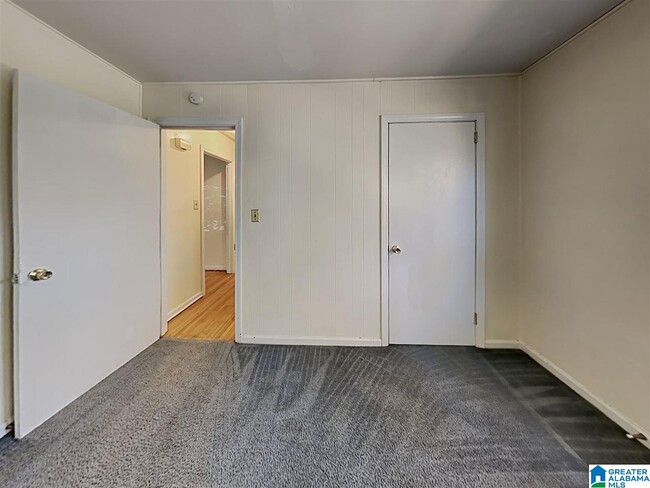 Building Photo - 312 Sunhill Rd NW