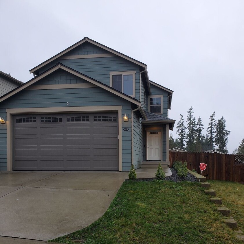 3 br, 2.5 bath House 418 NE Ohenry Ct House Rental in Poulsbo, WA