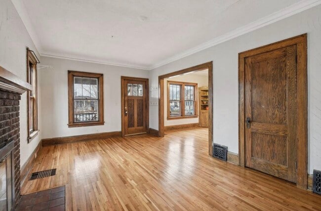 Foto del edificio - 1098 15th Ave SE